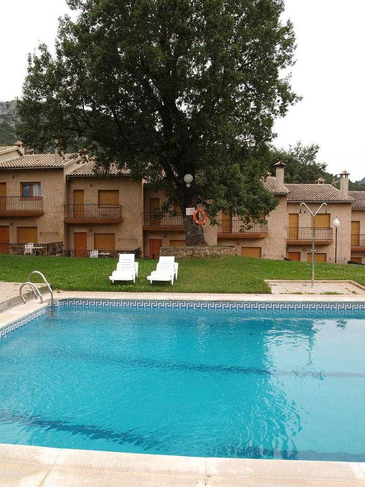 Casa rural para 8 personas, con jardín y terraza además de vistas y piscina, Se admiten mascotas en Arroyo Frío - 2