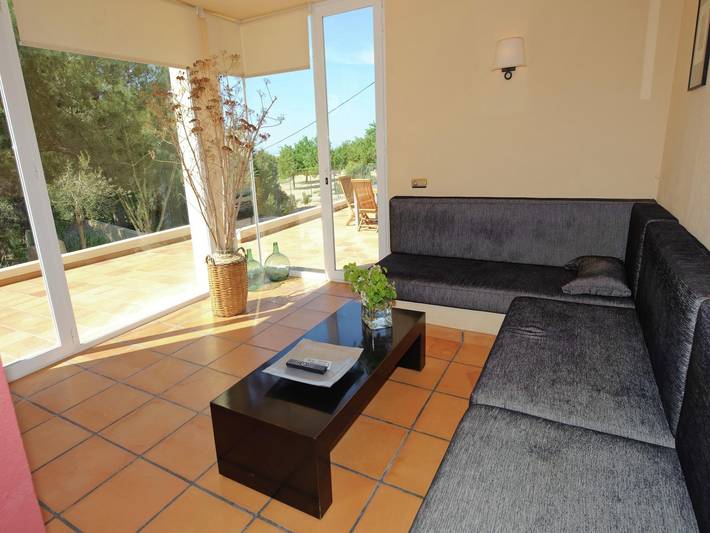 Chalet para 6 personas, con terraza además de jardín y piscina, Se admiten mascotas en Ibiza - 2