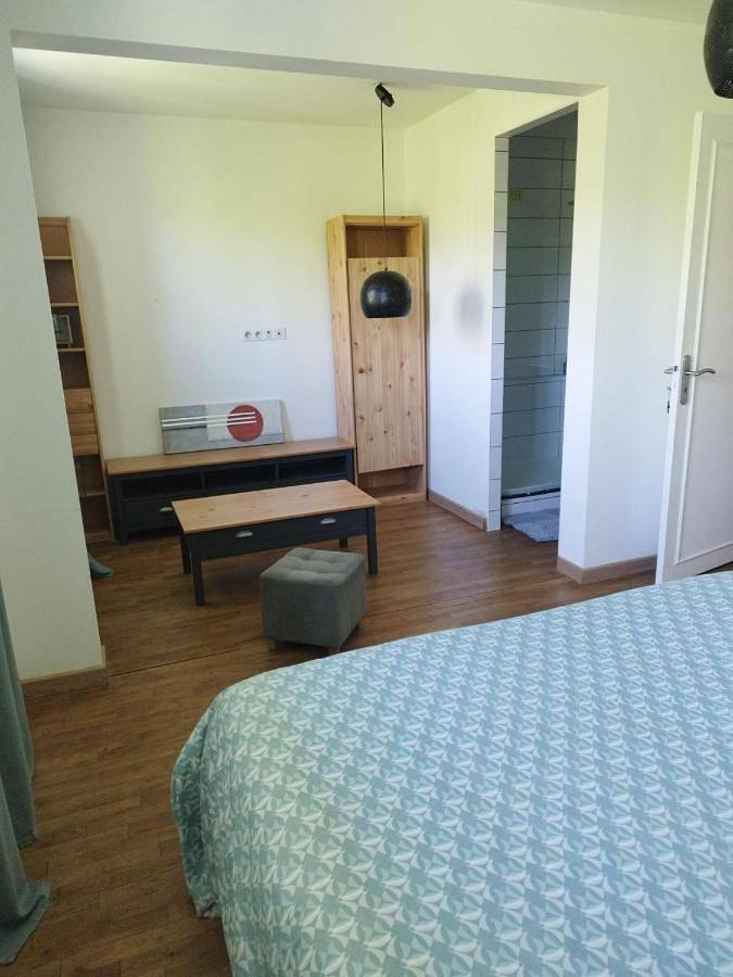 Appartement de vacances entier, Double Room in Ussac, Région de Brive-la-Gaillarde