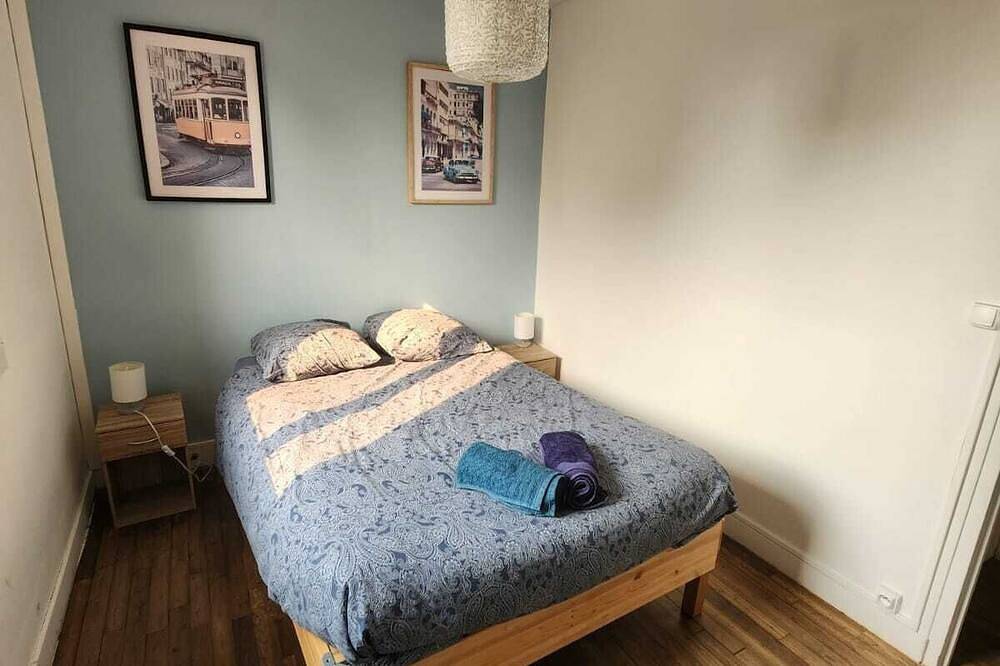 Cosy accommodation and small garden in the heart of Oradour in Oradour-sur-Glane, Rochechouart und Umgebung
