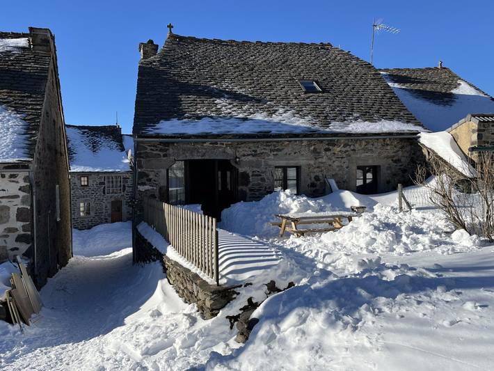 Gîte pour 8 personnes, avec jardin et terrasse à Les Estables - 2