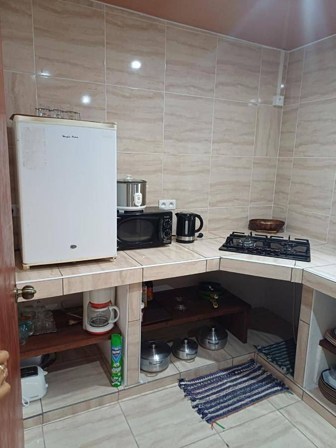 Gîte pour 4 personnes, avec terrasse dans Fare - 4