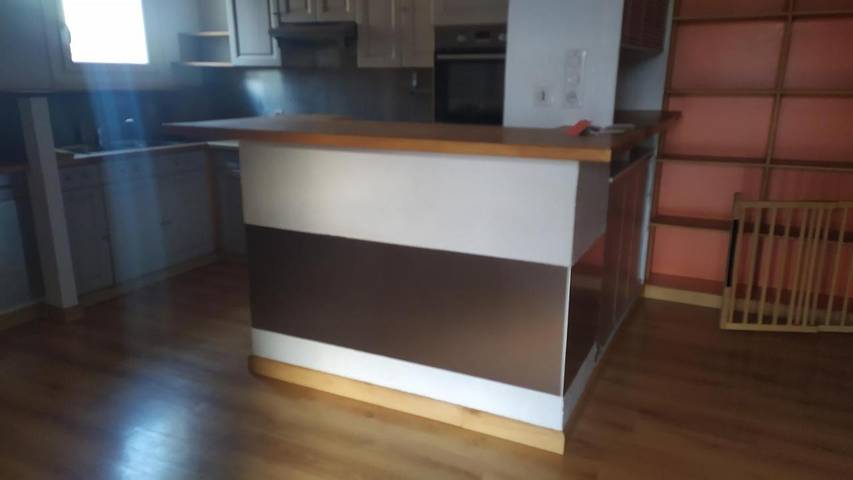 Appartement de vacances pour 4 personnes, avec Balcon ainsi que Terrasse et Piscine à Riorges