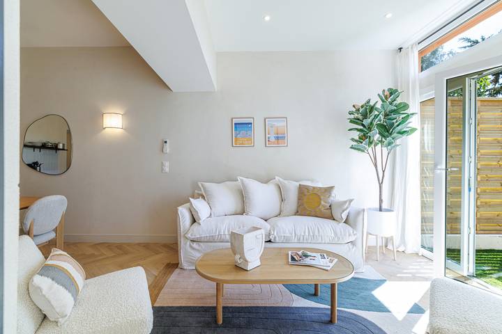 Gîte pour 4 personnes, avec jacuzzi ainsi que jardin et sauna dans Port de Nice - 3