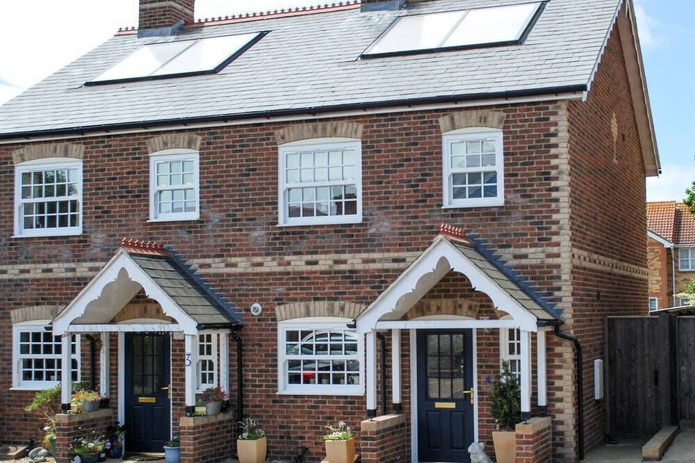 Cottage for 5 People in Freshwater, Isle of Wight