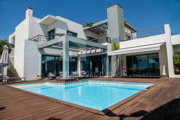 Ferienhaus für 9 Personen, mit Garten und Terrasse sowie Pool in Ericeira