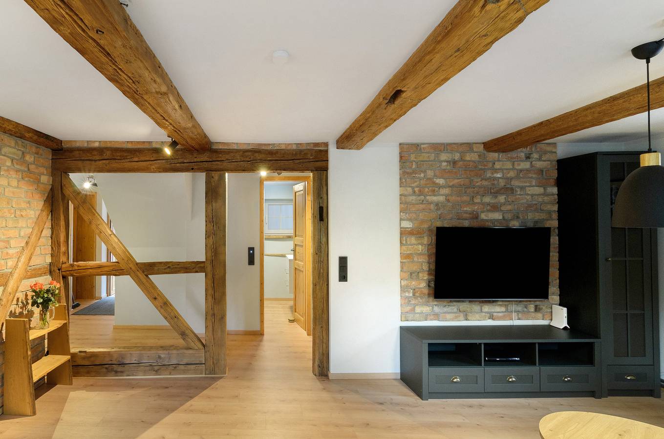 Ganze Wohnung, Apartment 'Altes Höhlenführerhaus' mit Bergblick, Gemeinschaftsterrasse und Wlan in Rübeland, Harzvorland