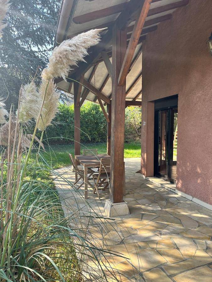 Location de vacances pour 6 personnes, avec terrasse et jardin à Castanet-Tolosan - 2