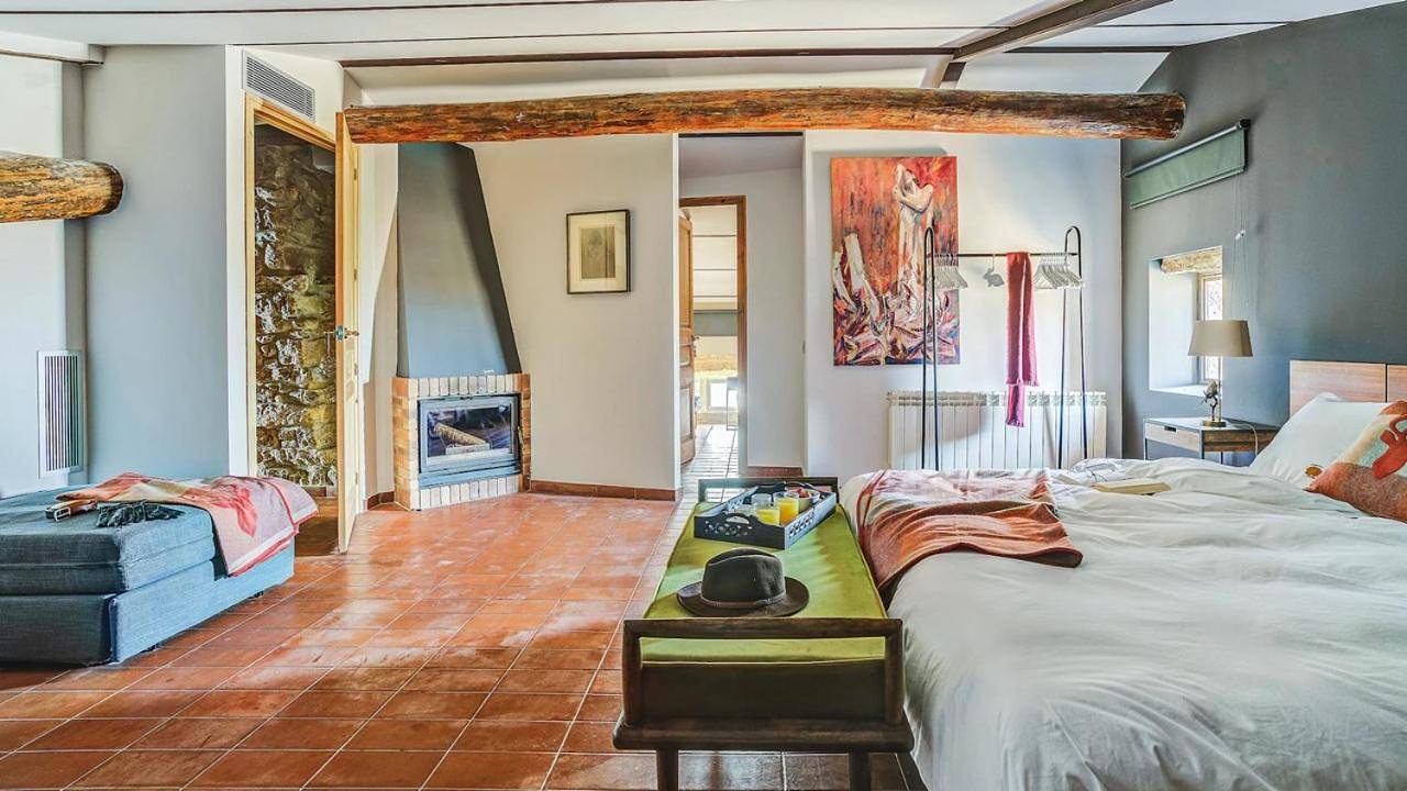 Masia de Queralt Luxury Casa Rural Spa y Vistas in Plans d'El Sió, Provincia de Lleida