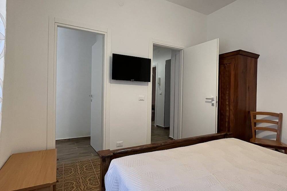 Ganze Wohnung, [The Peach 2] Large flat in downtown in Trapani, Trapani Provinz