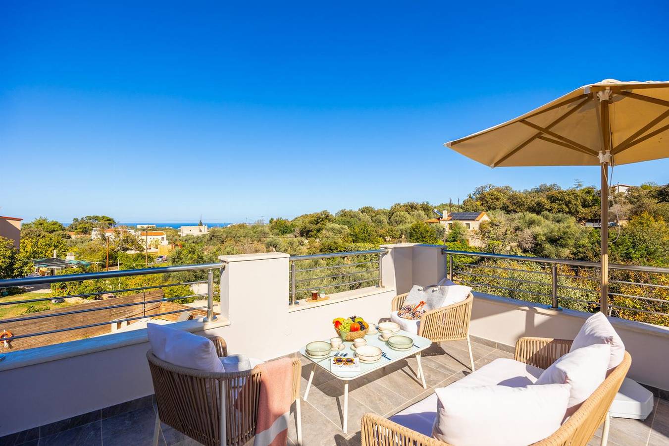 Villa Aspa in Prines, Nikiforos Fokas