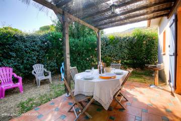 Gîte pour 4 Personnes dans Porto-Vecchio, Arrondissement de Sartène, Photo 1