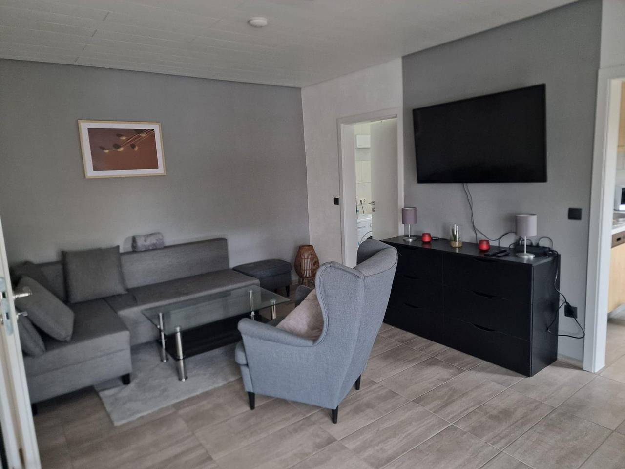 Ganze Ferienwohnung, Ferien-/Monteurwohnung mit Balkon in Wöllstein, Rheinhessen