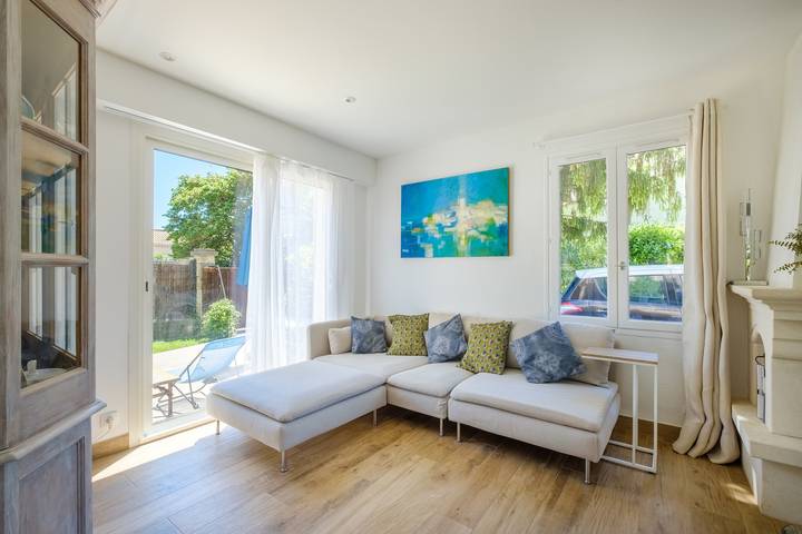 Location de vacances pour 6 personnes, avec jardin, animaux acceptés à Tourrettes-sur-Loup