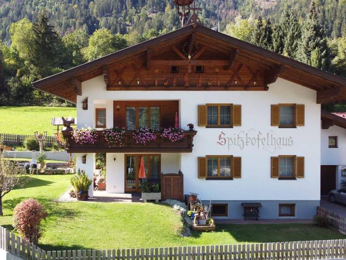 Ferienwohnung für 4 Personen, mit Garten und Terrasse in Osttirol