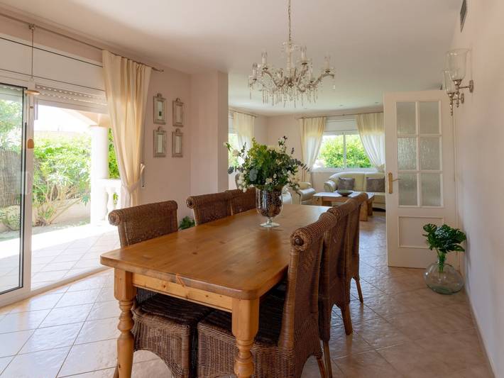 Casa rural para 8 personas, con jardín además de piscina y terraza, Familias con niños en San Pedro Pescador - 3