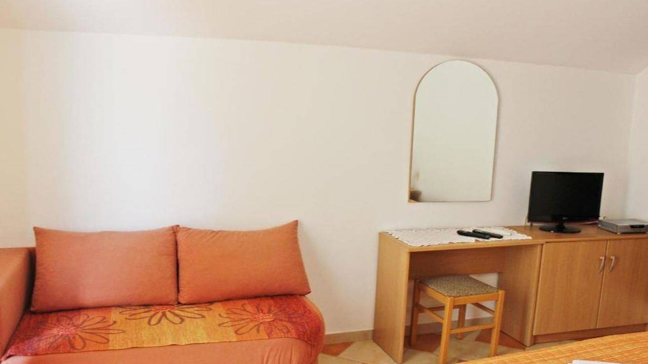 Ganze Ferienwohnung, Ferienwohnung für 2 Personen (40 m²) in Brist in Podaca, Makarska Riviera