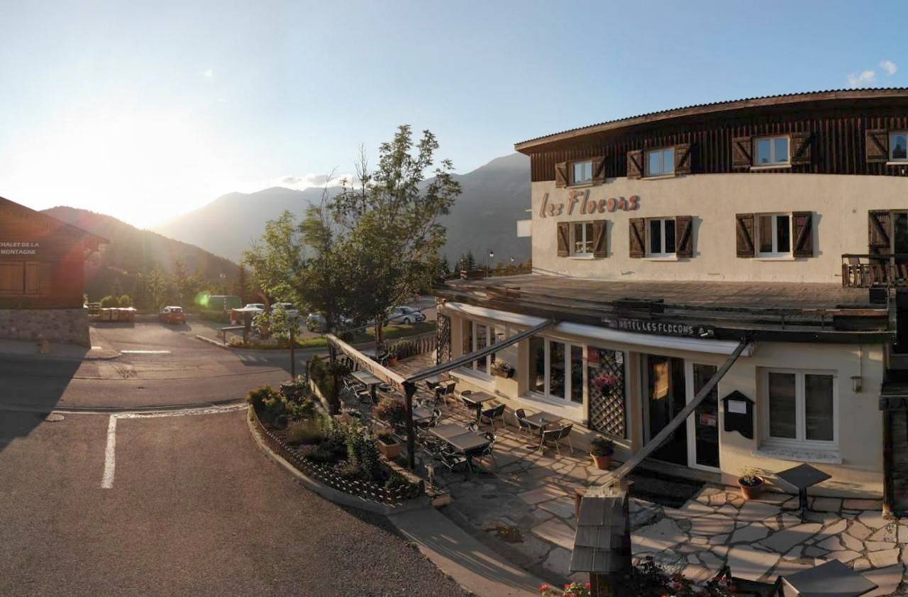 Hôtel les Flocons in Le Sauze, Enchastrayes