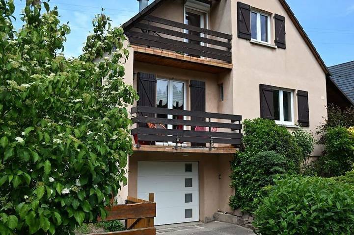 Maison de vacances pour 6 personnes, avec jardin et balcon à Labaroche