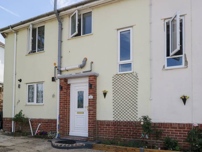 Cottage for 5 people, with garden, with pets in Bournemouth