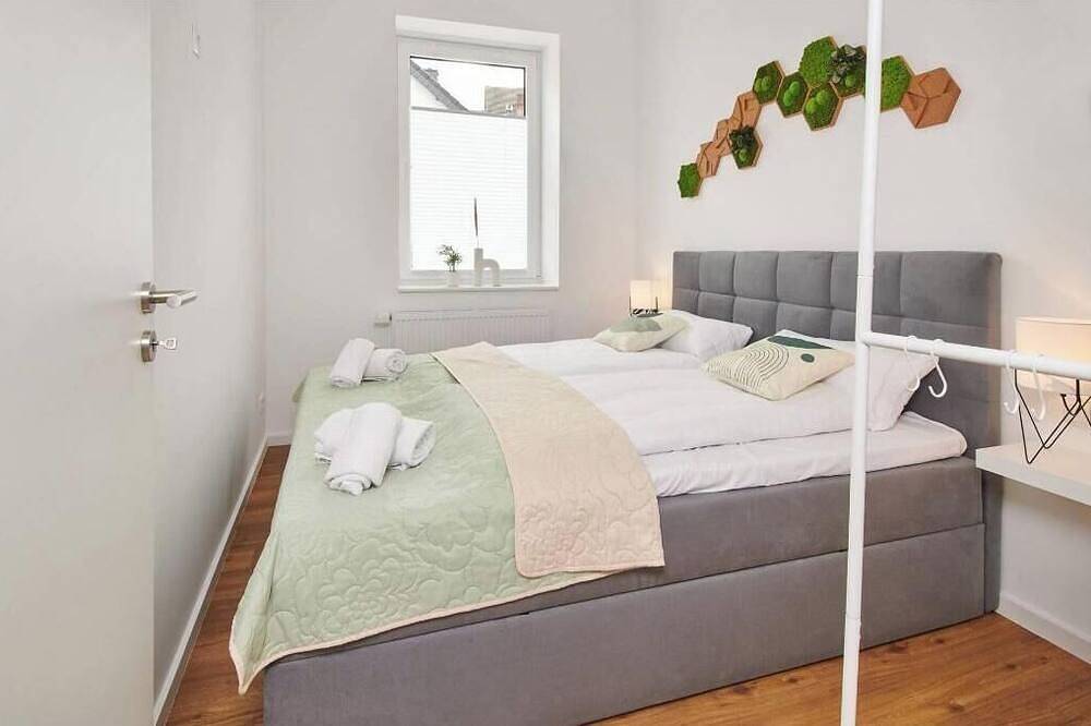 Ganze Wohnung, Homeme 3 | Netflix | Küche | Parkplatz | Smart Tv in Bad Oeynhausen, Wiehengebirge