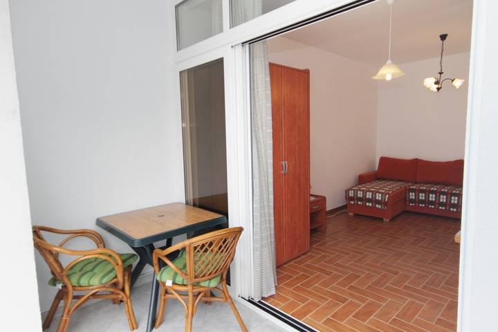 Ferienwohnung für 2 Personen, mit Balkon/Terrasse in Njivice