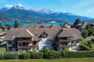 Location De Vacances pour 4 Personnes dans Sévrier, Haute-Savoie, Photo 1
