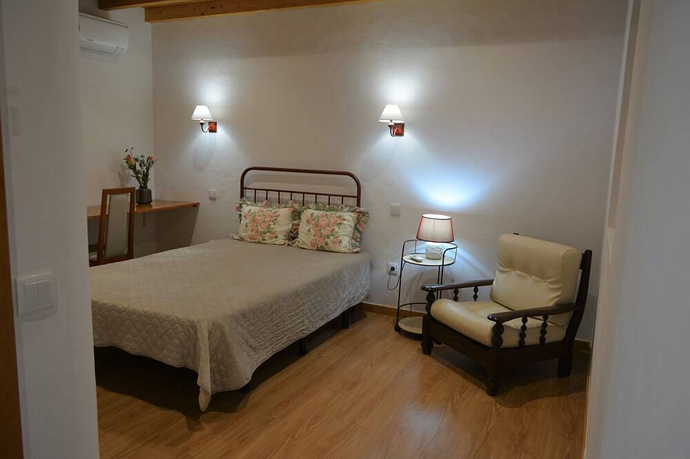 Quinta do Tio Viagem - Casa do Queijo in Quinta do Anjo, Naturpark Arrábida