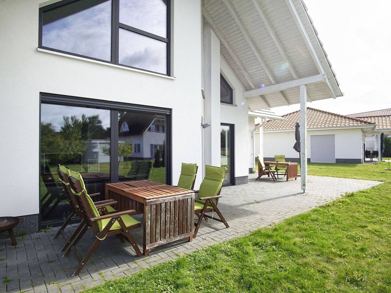 Villa Mondlicht - Haus in idyllischer Lage mit Sauna, Terrasse und Garten - Villa Mondlicht in Vaschvitz, Trent