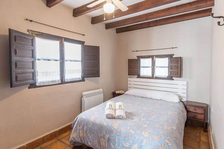 Location de vacances pour 12 personnes, avec jardin à Casabermeja - 2