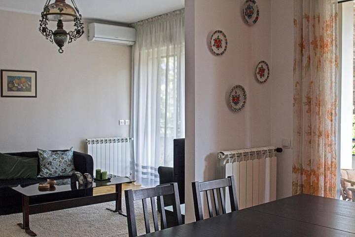 Location de vacances pour 4 personnes, avec terrasse et vue à Belgrade