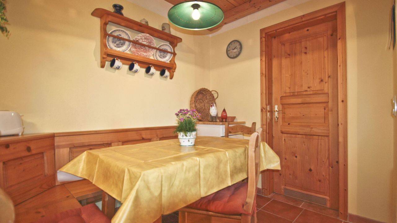 Ganze Ferienwohnung, Ferienwohnung für 4 Personen (50 m²) in Seeon-Seebruck in Seebruck, Chiemsee