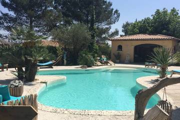 Cottage pour 5 personnes, avec balcon et jardin à La Farlède