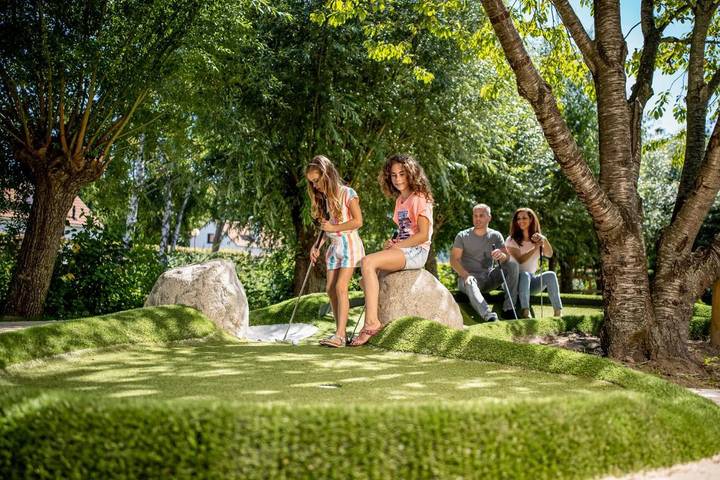 Ferienpark für 8 Personen, mit Ausblick und Pool sowie Garten und Kinderpool in Belgien - 4