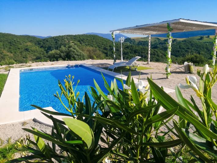 Elegante Villa in Algar mit privatem Pool in Algar, Pueblos Blancos