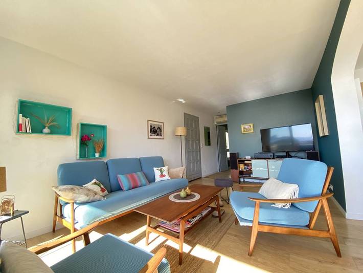 Gîte pour 4 personnes, avec terrasse dans Plage de la Madrague - 2