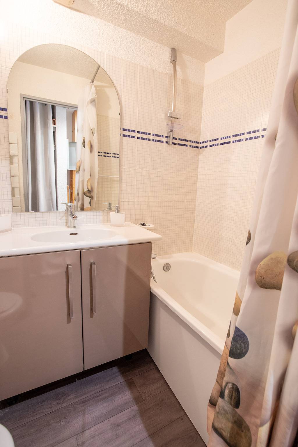 Estudio entero, Studio in the heart of the village, at the foot of the slopes in Valfréjus, Modane