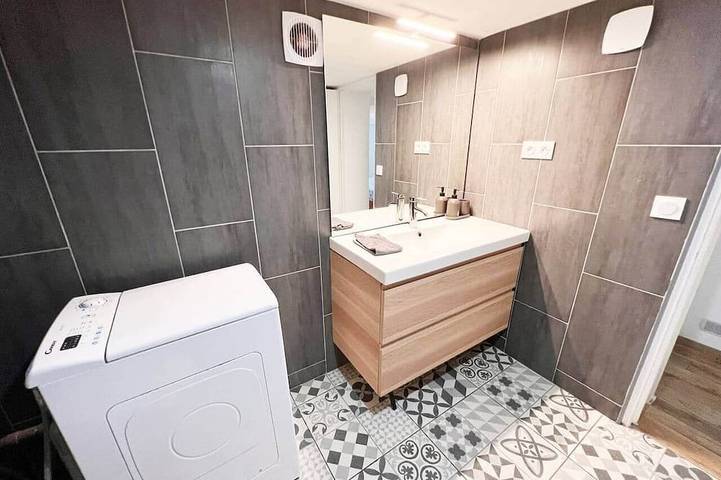 Appartement entier, Grand appart 3 pièces à 2 min d'Orly in Athis-Mons, Essonne