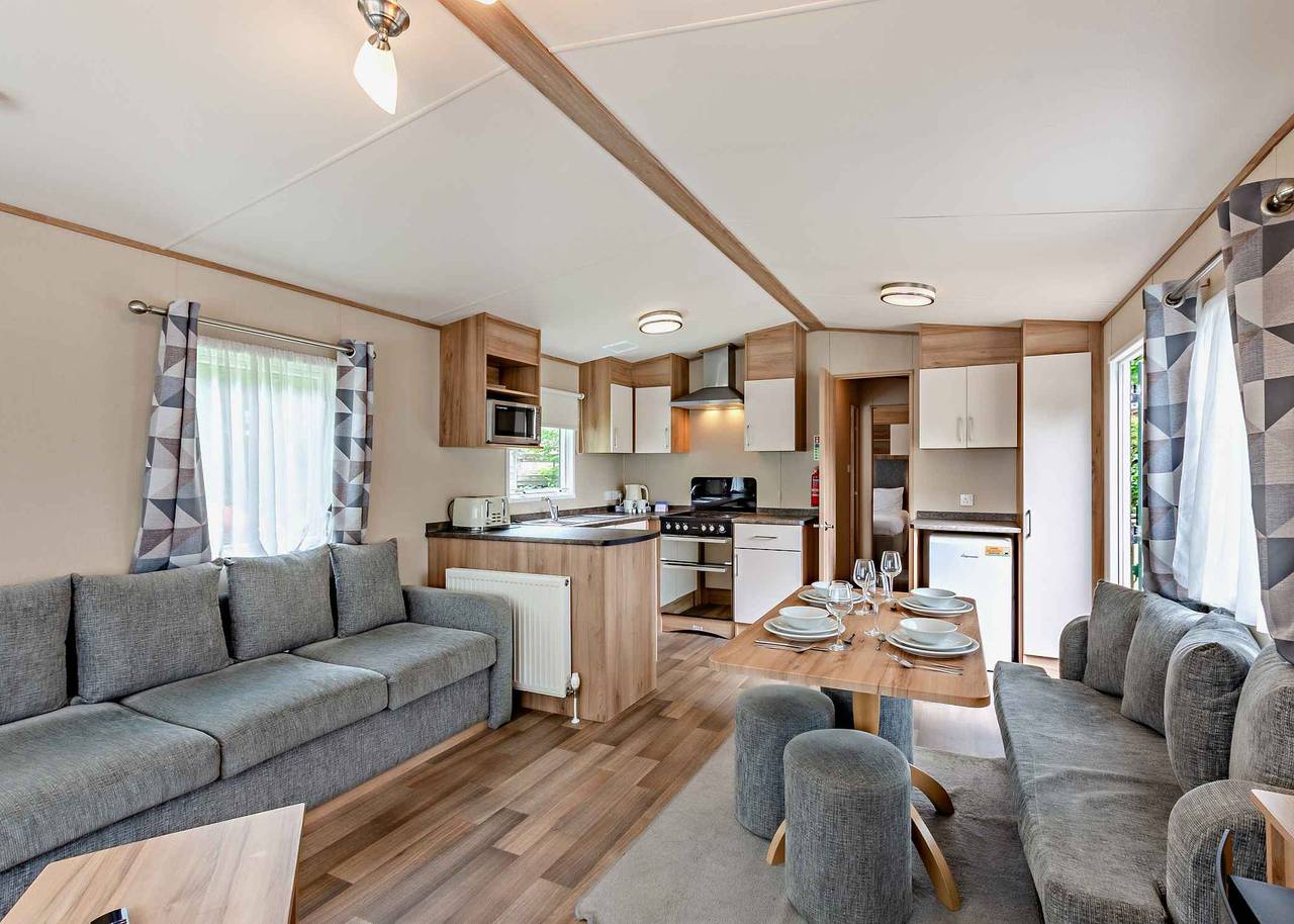 Gold 2 Caravan, slps 6, parking & decking in Bowness-on-Windermere, Lake District