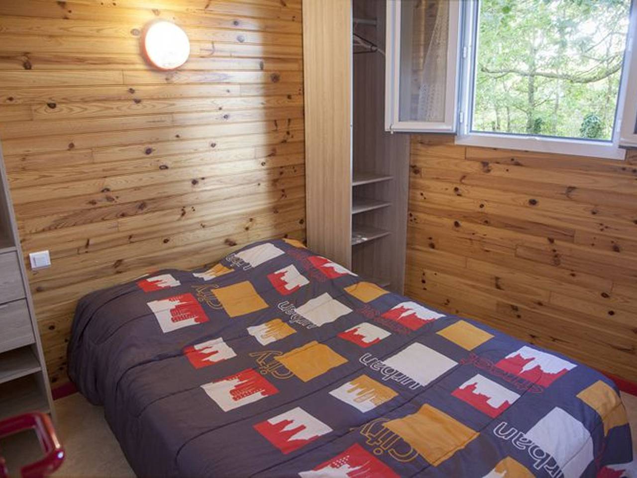Chalet de 20m² à Naucelle avec terrasse in Naucelle, Aveyron