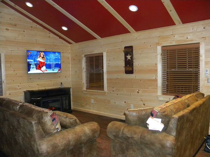 Log cabin for 6 people in New Hampshire