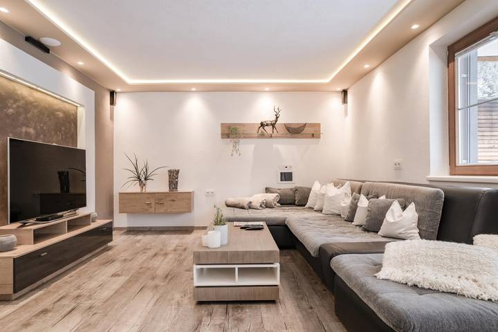 Chalet für 8 Personen, mit Balkon und Terrasse sowie Garten am Achensee