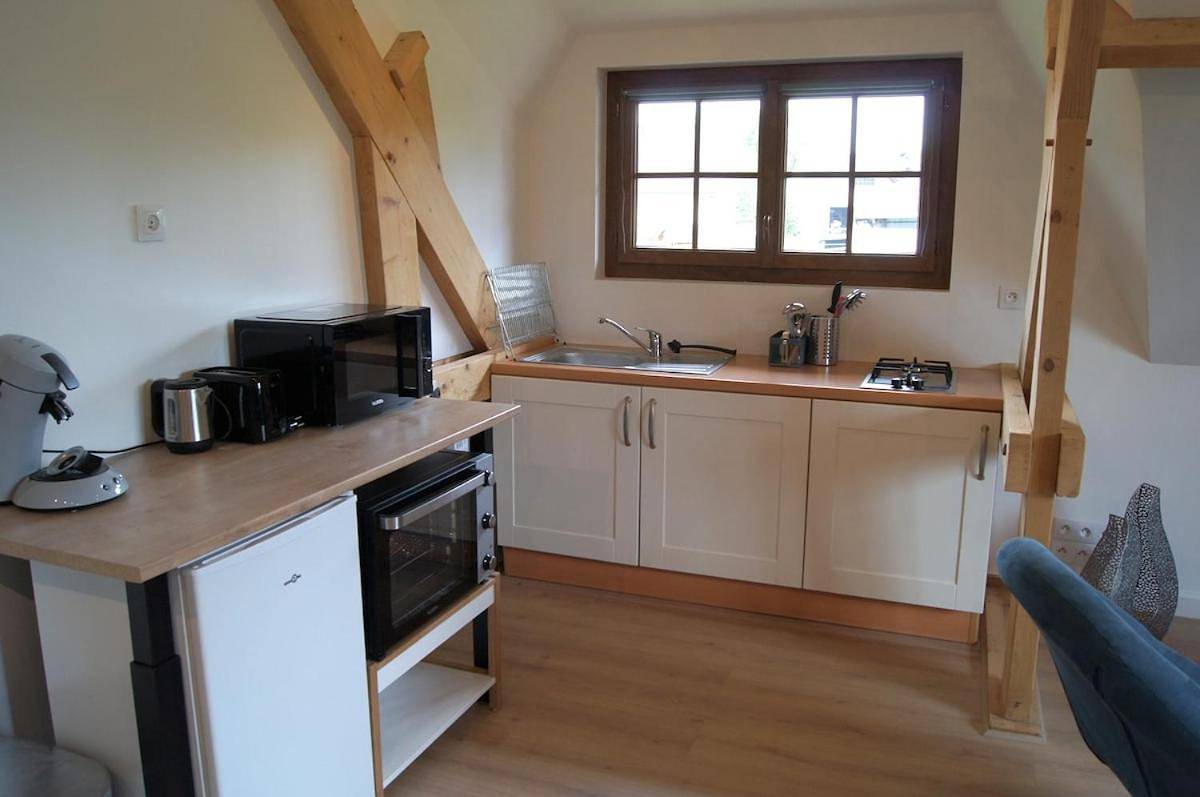 Appartement entier, Logement entier indépendant avec espace extérieur in Saint-Jean-du-Cardonnay, Région de Rouen