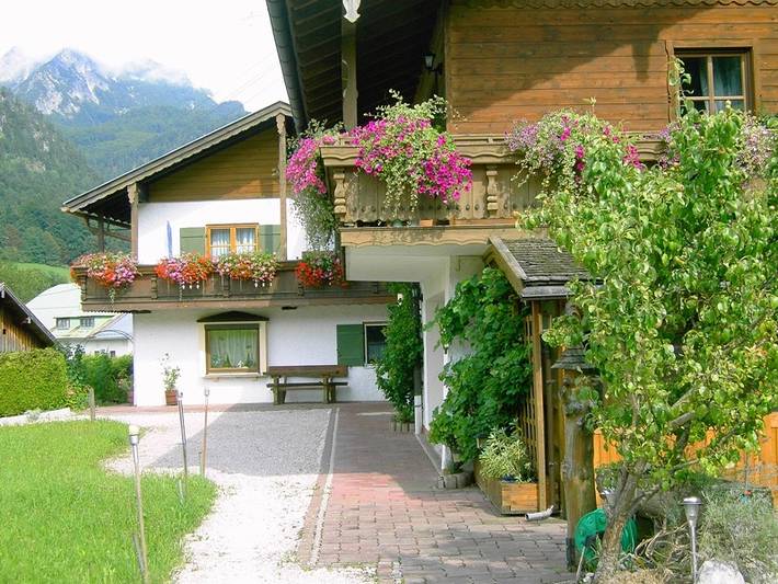 Ferienwohnung für 3 Personen, mit Balkon und Terrasse in Marktschellenberg - 2