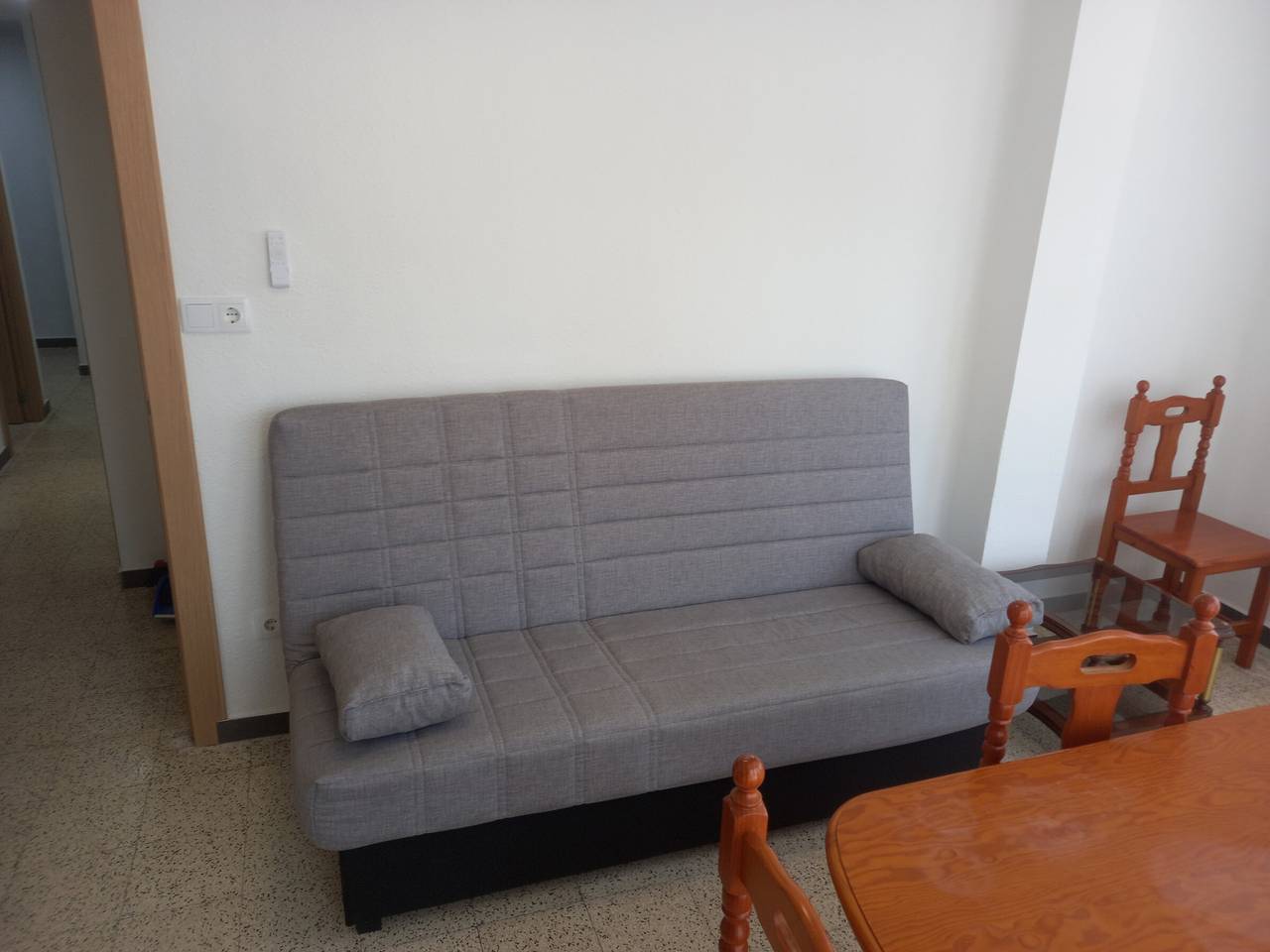 Apartamento entero, Apartamento funcional en Cullera para 5 pers, cerca de la playa, fácil acceso in Cullera, Costa de Valencia