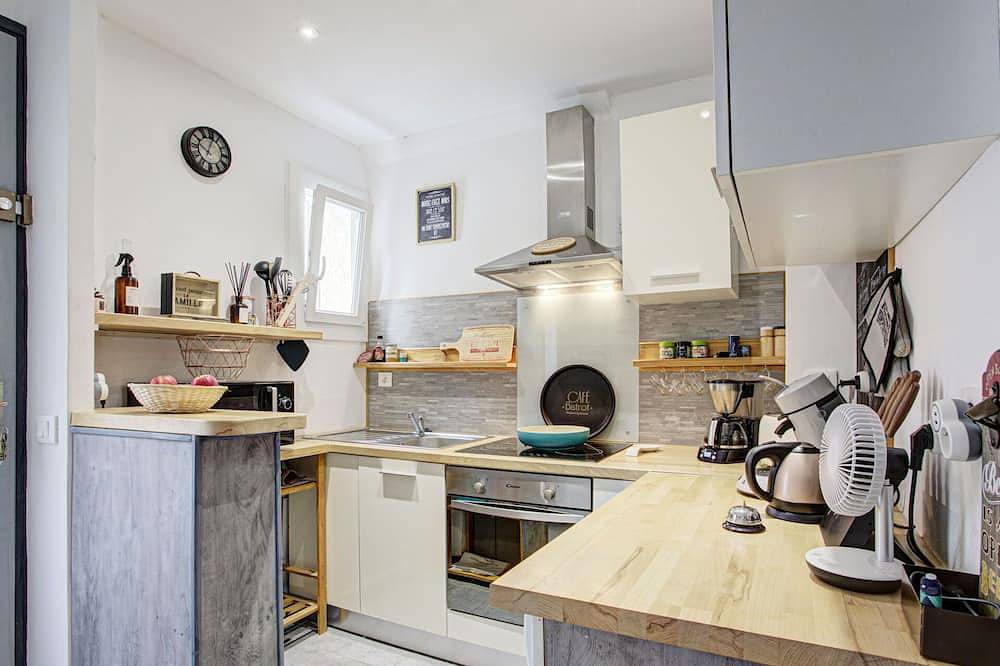 Beautiful  villa for 6 people with A/C, Wifi, Tv and parking in Saint-Hippolyte (Languedoc-Roussillon), Côte d'Améthyste