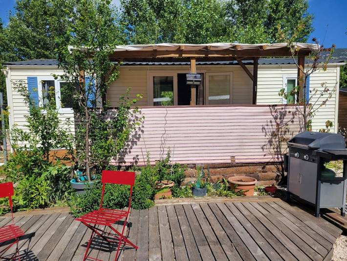 Location de vacances pour 4 personnes, avec jardin ainsi que terrasse et vue dans Anglefort - 2