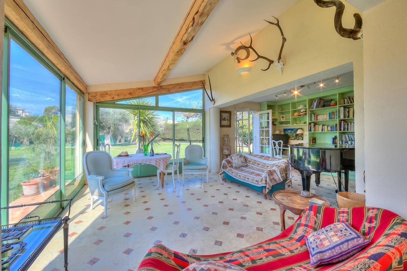 Maison Marine with Private Garden in Antibes, Mittelmeerküste (Frankreich)