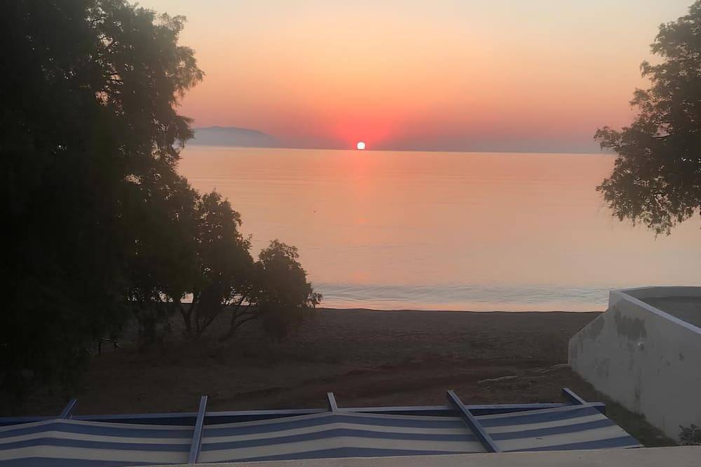 Ganze Wohnung, Romantic flat on the beach in Agia Pelagia (Kythira), Kythira