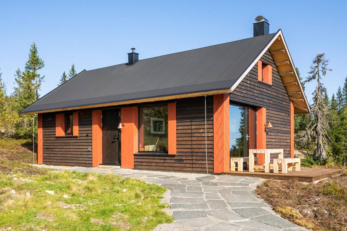 Ferienhaus für 6 Personen mit Garten in Løten